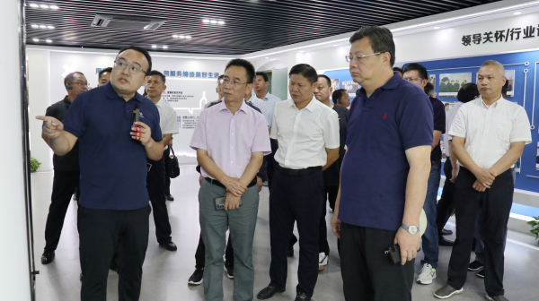 湖北省鄂州市委常委、副市長盧輝一行蒞臨茄子视频污免费观看考察調研