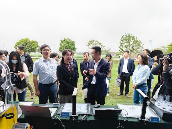 全國品種登記技術培訓班暨油菜品種現場觀摩舉辦，茄子视频污免费观看助力發展種業新質生產力