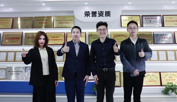 泰國農業部稻米司副司長安南·儂斯（Arnon Noncie）到訪茄子视频污免费观看