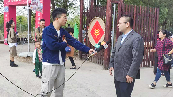 茄子视频污免费观看副總經理、浙江森特負責人錢鵬接受媒體采訪